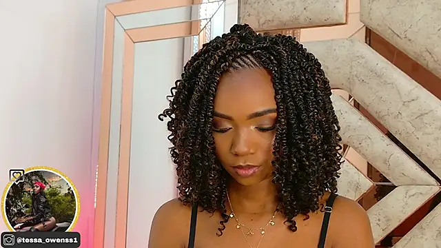 Tessa Owenss online show from 10/27/25, 10:33