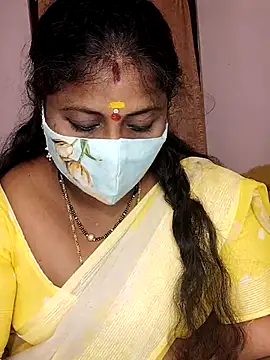 Snapshot of telugu_Geetha30 chatting on 09/21/25, 06:51 telugu Geetha30 online show from 09/21/25, 06:51