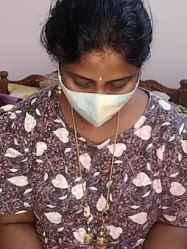 Snapshot of telugu_Geetha30 chatting on 01/05/26, 10:35 telugu Geetha30 online show from 01/05/26, 10:35