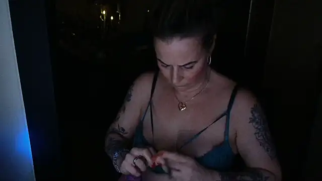 Mrs-Aurora online show from 03/18/26, 11:27