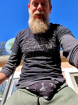 sizableunicorn7 online show from 10/31/25, 03:19