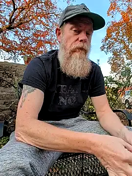 sizableunicorn7 online show from 11/06/25, 10:36