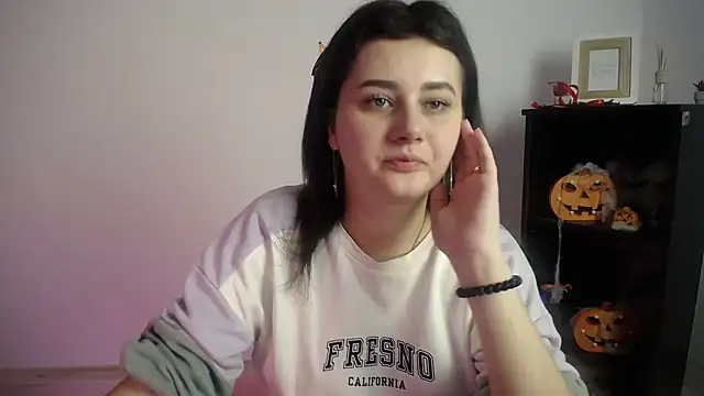 Katrin kiss  online show from 11/09/25, 01:26