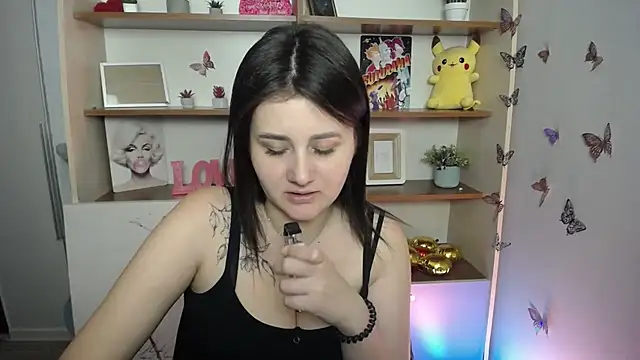 Snapshot of Katrin_kiss_ chatting on 06/05/26, 10:32 Katrin kiss online show from 06/05/26, 10:32