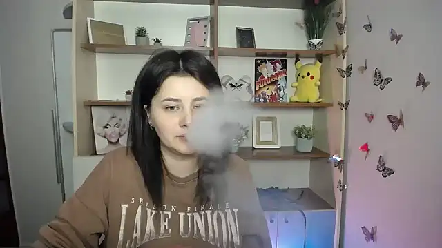 Katrin kiss  online show from 04/07/26, 10:28