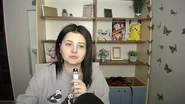 Katrin kiss  online show from 04/10/26, 11:28