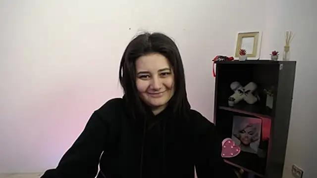 Katrin kiss  online show from 01/06/26, 03:05