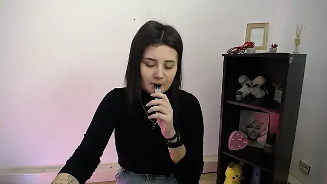 Katrin kiss  online show from 01/19/26, 01:37