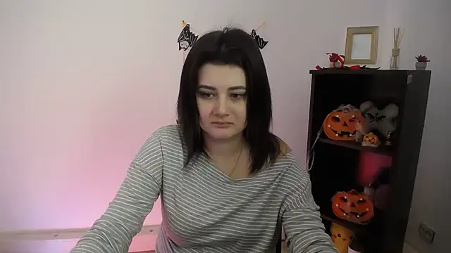Katrin kiss  online show from 11/01/25, 01:49