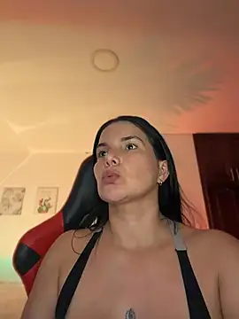 Snapshot of carol_cruz133 chatting on 06/03/26, 11:31 carol cruz133 online show from 06/03/26, 11:31