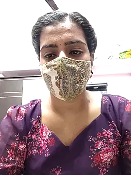 Tamil-Meenu12 online show from 02/16/26, 01:21