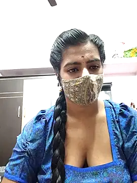 Snapshot of Tamil-Meenu12 chatting on 11/23/25, 06:34 Tamil-Meenu12 online show from 11/23/25, 06:34