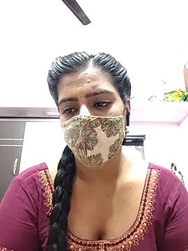 Snapshot of Tamil-Meenu12 chatting on 11/08/25, 06:50 Tamil-Meenu12 online show from 11/08/25, 06:50