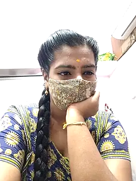 Snapshot of Tamil-Meenu12 chatting on 12/04/25, 06:12 Tamil-Meenu12 online show from 12/04/25, 06:12