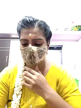 Tamil-Meenu12 online show from 05/06/26, 06:17