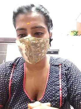 Tamil-Meenu12 online show from 03/17/26, 12:30