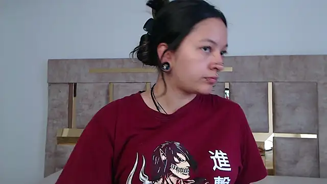 Kitty ravee online show from 09/30/25, 03:51