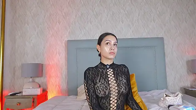 Sofy Bradd online show from 09/13/25, 05:29