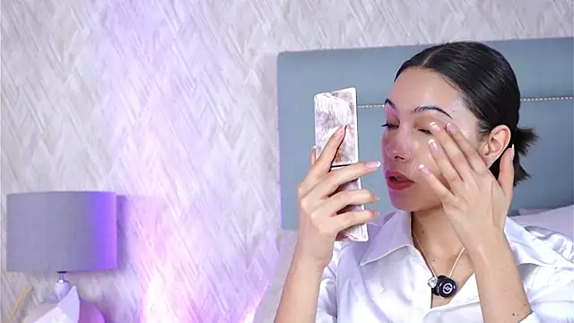 Sofy Bradd online show from 09/19/25, 08:07