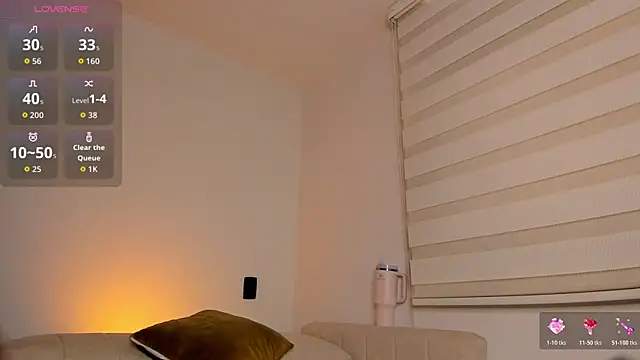 arianna 000 online show from 04/14/26, 12:21