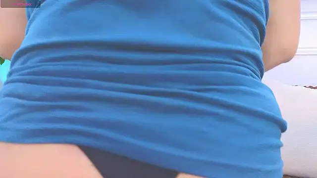 Daisy Price online show from 03/19/26, 11:10