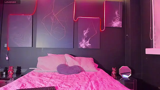 DollyBrowncc online show from 12/20/25, 04:15