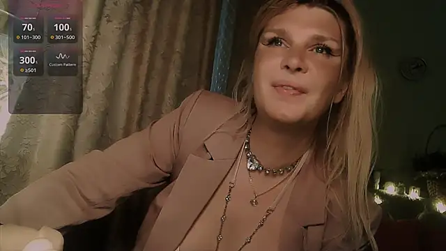 TsPostophere online show from 12/05/25, 10:14