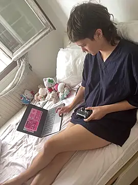 NIQUE TARAXX online show from 09/11/25, 03:23