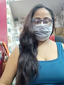 nisha 1110 online show from 11/14/25, 01:37