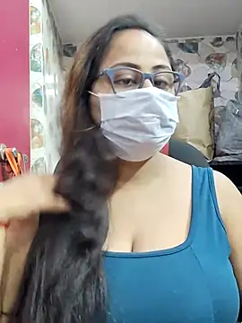 nisha 1110 online show from 12/17/25, 01:38