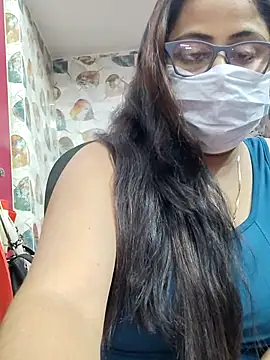 nisha 1110 online show from 10/22/25, 06:07