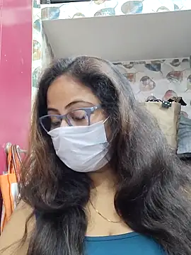 nisha 1110 online show from 02/14/26, 02:39