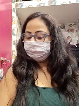 nisha 1110 online show from 04/12/26, 02:31