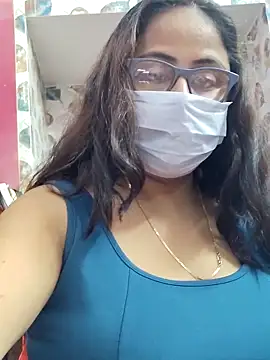 nisha 1110 online show from 10/19/25, 06:43