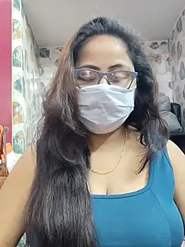 nisha 1110 online show from 12/05/25, 02:04