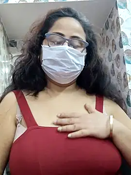 nisha 1110 online show from 09/17/25, 03:03