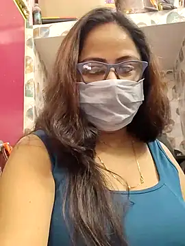 nisha 1110 online show from 11/11/25, 01:39