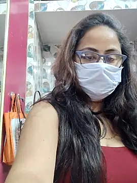 nisha 1110 online show from 02/13/26, 06:19