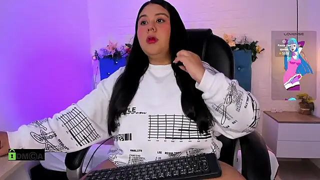 julieta miller01 online show from 12/05/25, 06:17