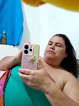 yaneth  online show from 11/13/25, 01:53