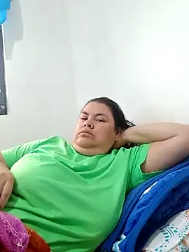 yaneth  online show from 11/26/25, 11:43