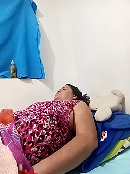 yaneth  online show from 11/28/25, 12:33