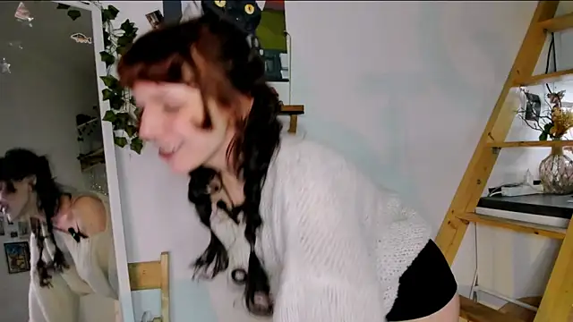 LeelooYolo online show from 05/06/26, 10:58