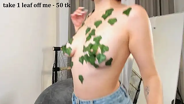 LeelooYolo online show from 10/31/25, 03:41