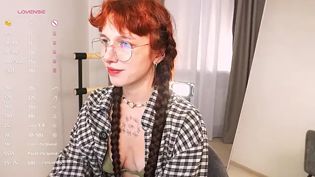 LeelooYolo online show from 11/15/25, 03:49