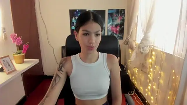 valeria-duarte online show from 11/01/25, 08:57