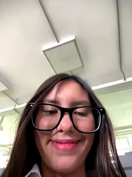 Katie rawwww online show from 09/08/25, 02:49