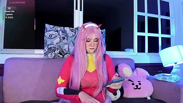 Snapshot of harimoon1 chatting on 10/28/25, 03:07 harimoon1 online show from 10/28/25, 03:07