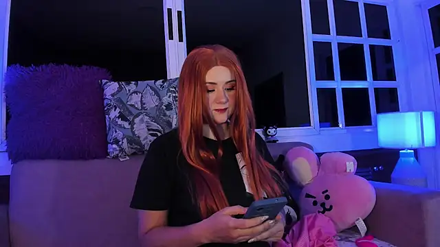 Snapshot of harimoon1 chatting on 10/24/25, 03:16 harimoon1 online show from 10/24/25, 03:16