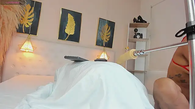 Cinnamon Star online show from 01/13/26, 12:31